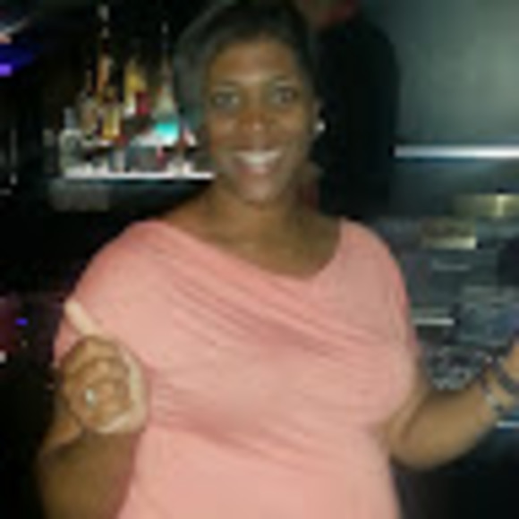 Meet your Posher, Baiyina - Picture 1 of 1